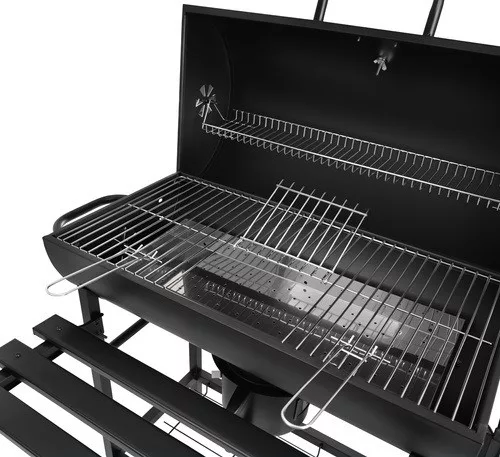 Kerti grillsütő fedéllel, ajándék ponyvával és grillszerszámokkal 108 x 67 x 96 cm