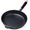 Öntöttvas serpenyő levehető fa nyéllel 24 cm